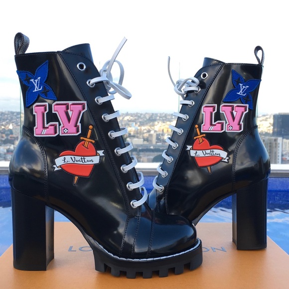 Never Used LOUIS VUITTON Star Trail Boots Size 36 - Picture 3 of 8